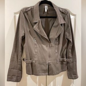 Dark grey biker jacket from Vici. Size L